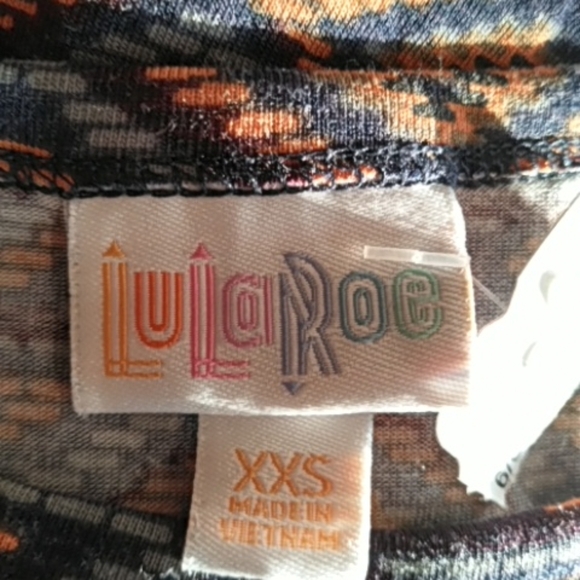 🛍️ BUNDLE ONLY 🛍️LULAROE LADIES MULTICOLORED GEO PRINT DRESS - Picture 5 of 6